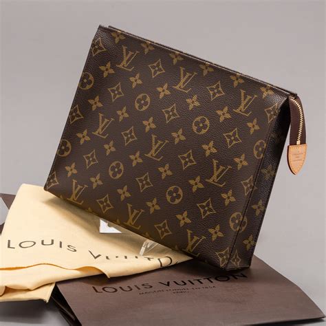 lv toiletry pouch as clutch|toiletry pouch Louis Vuitton.